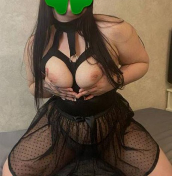 Лариса, 19 лет, 2 размер груди